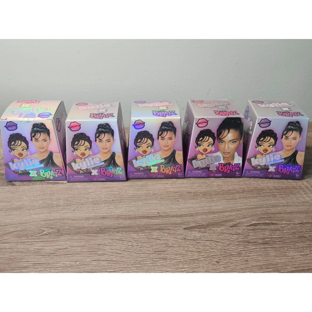 Kylie Jenner x Bratz Mini Bratz Series 1 Mystery Boxes Lot of 5 New Sealed